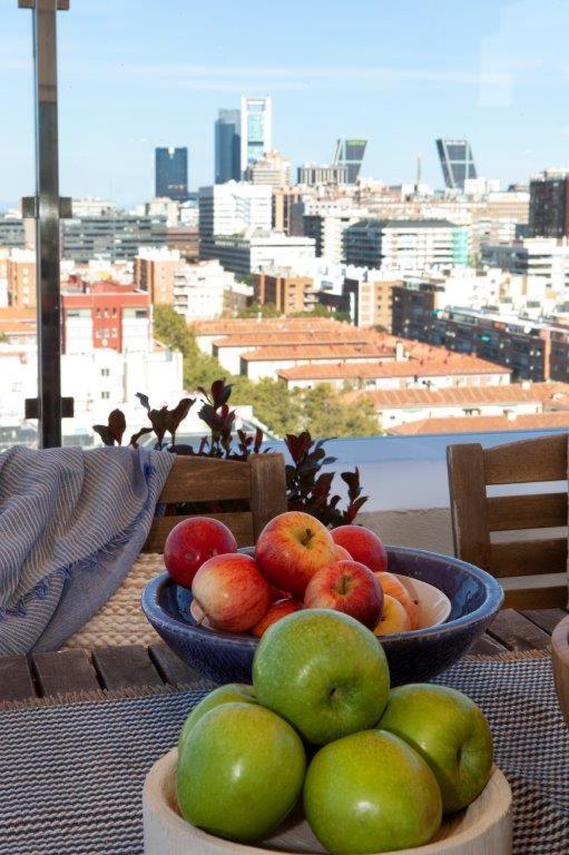 Wishome - Atico Con Espectacular Terraza En Bernabeu Madrid Dış mekan fotoğraf